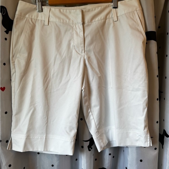 Adidas Cream Bermuda Shorts Tailored Casual Style - Picture 1 of 3